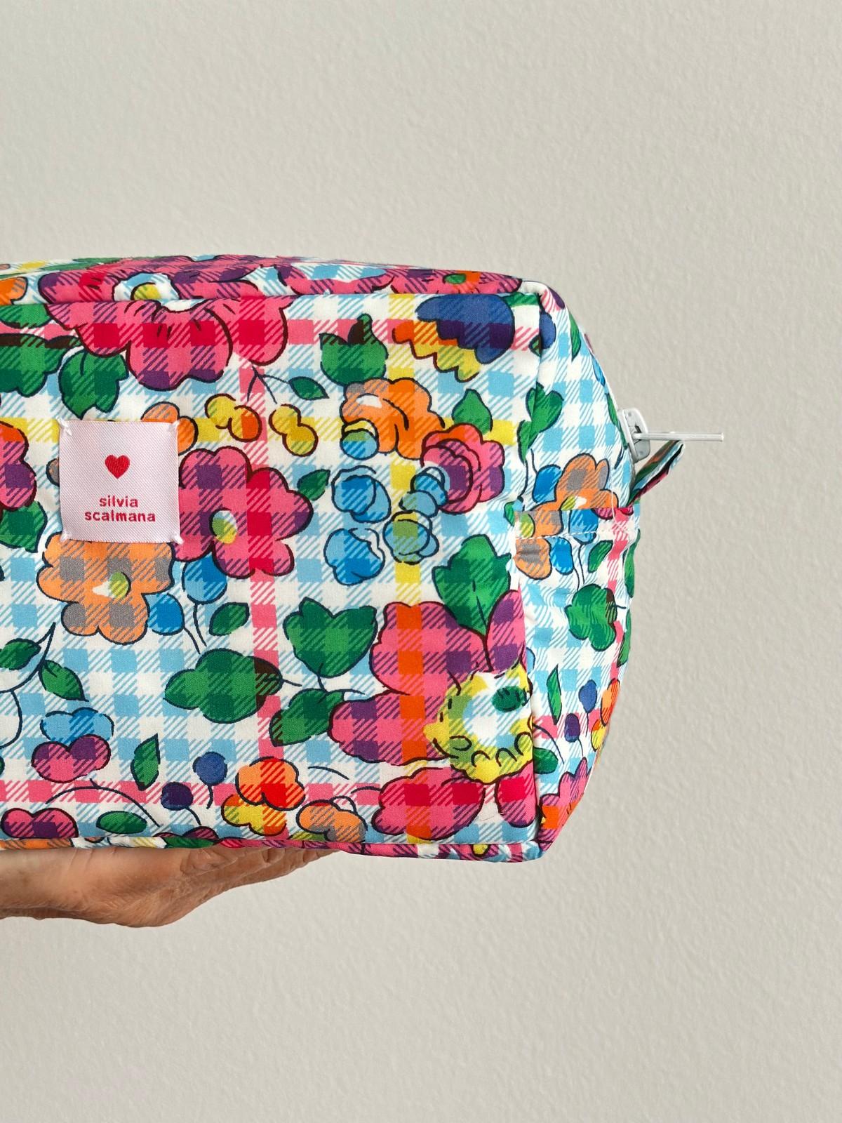 BEAUTY LIBERTY BETSY CHECK BENL BETSYCHECK SILVIA SCALMANA