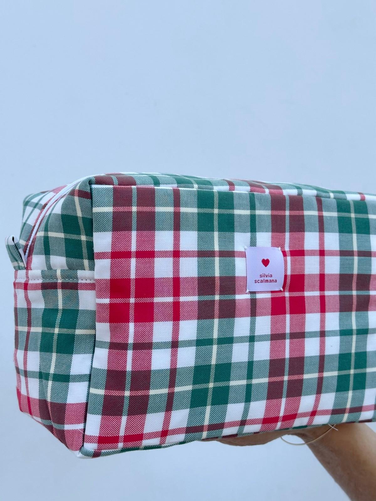 BEAUTY SCOZZESE VERDE/ROSSO BENF SCOVER SILVIA SCALMANA