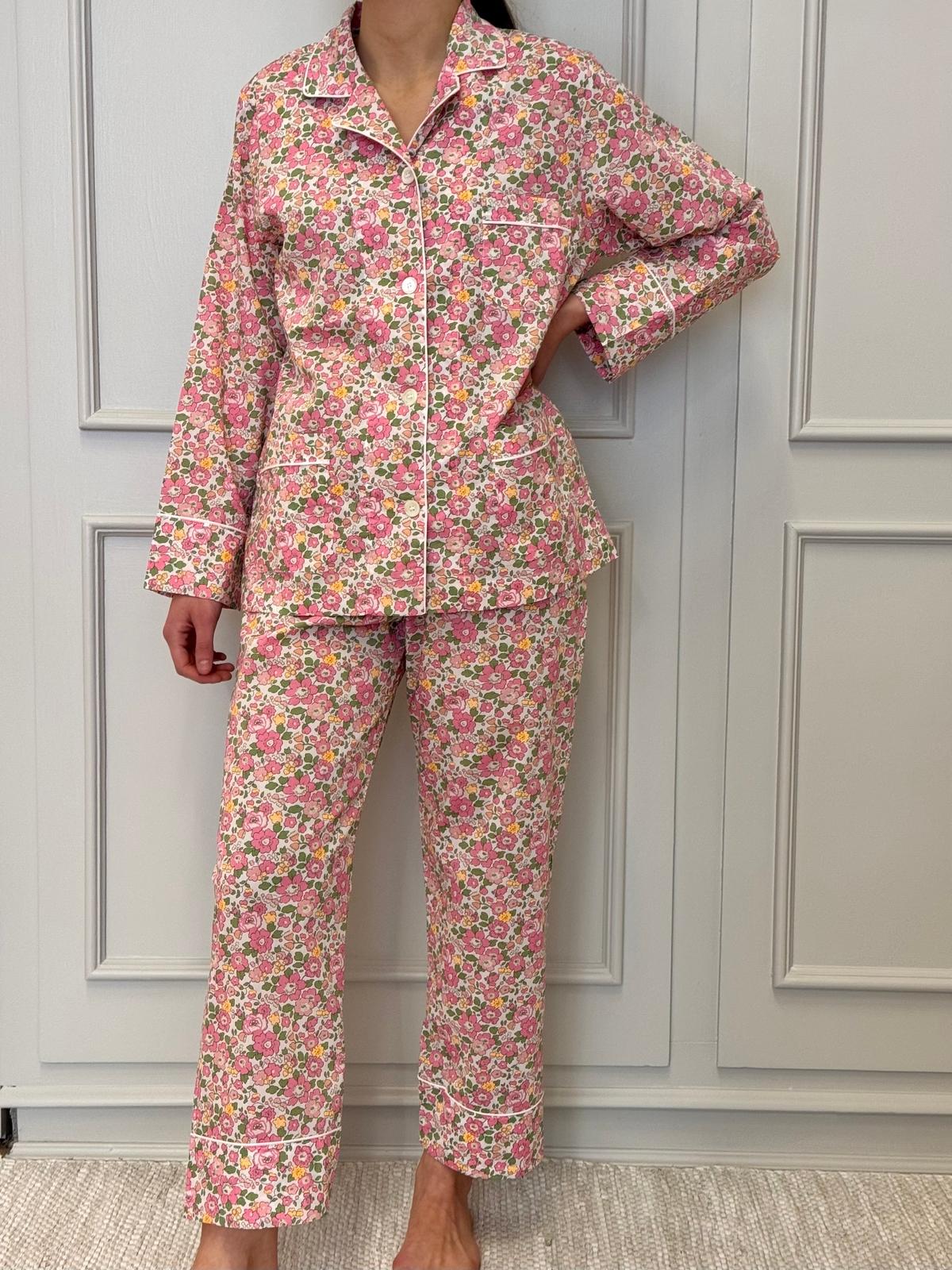 PIGIAMA LIBERTY DONNA "BETSY" FRAGOLA CDLIB BETSYFRAGOLA SILVIA SCALMANA