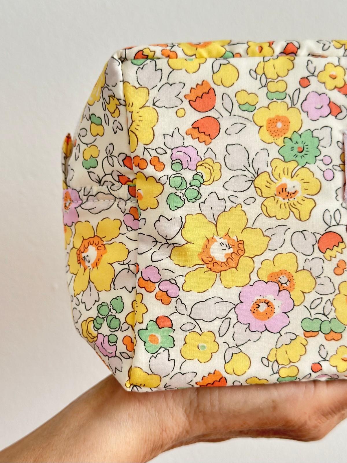 BEAUTY LIBERTY BETSY GIALLO BENL BETSYGIALLO SILVIA SCALMANA