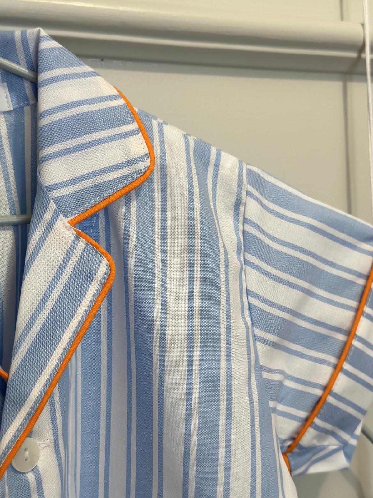 PIGIAMA CORTO BAMBINO RIGONE AZZURRO PROFILO ARANCIONE