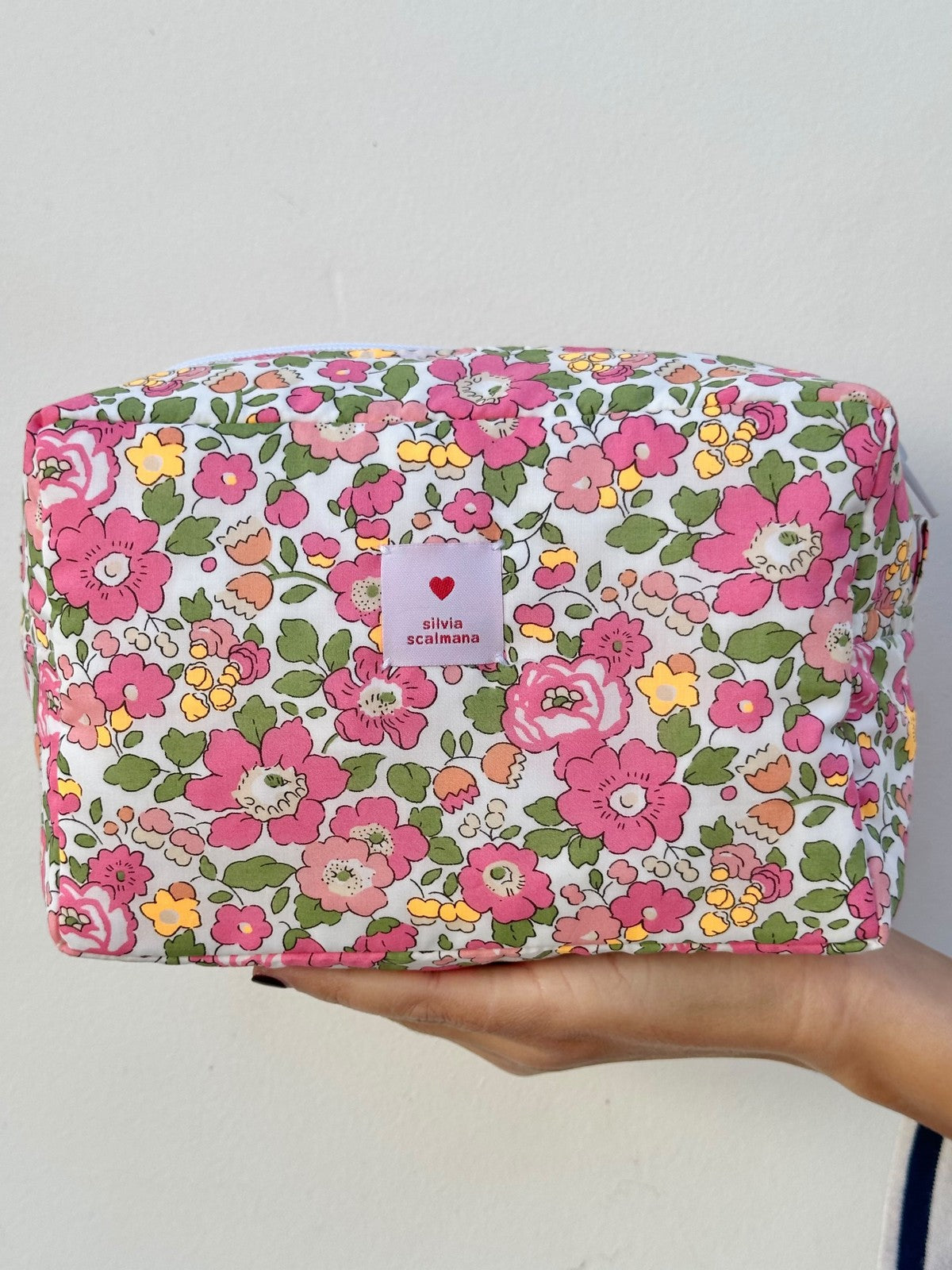 BEAUTY LIBERTY BETSY FRAGOLA BENL BETSYFRAGOLA CASA DEL BIANCO 