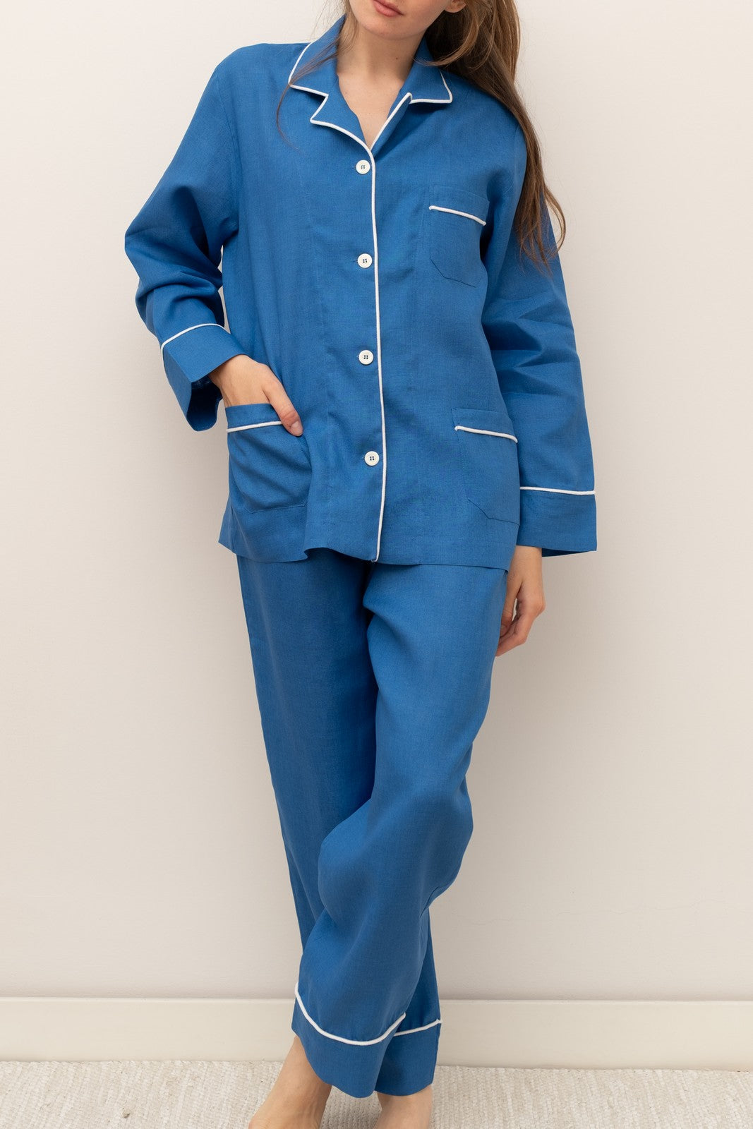 COMPLETO DONNA LINO UNITO BLU PROFILO LATTE CODIUNI BLULAT SILVIA SCALMANA 