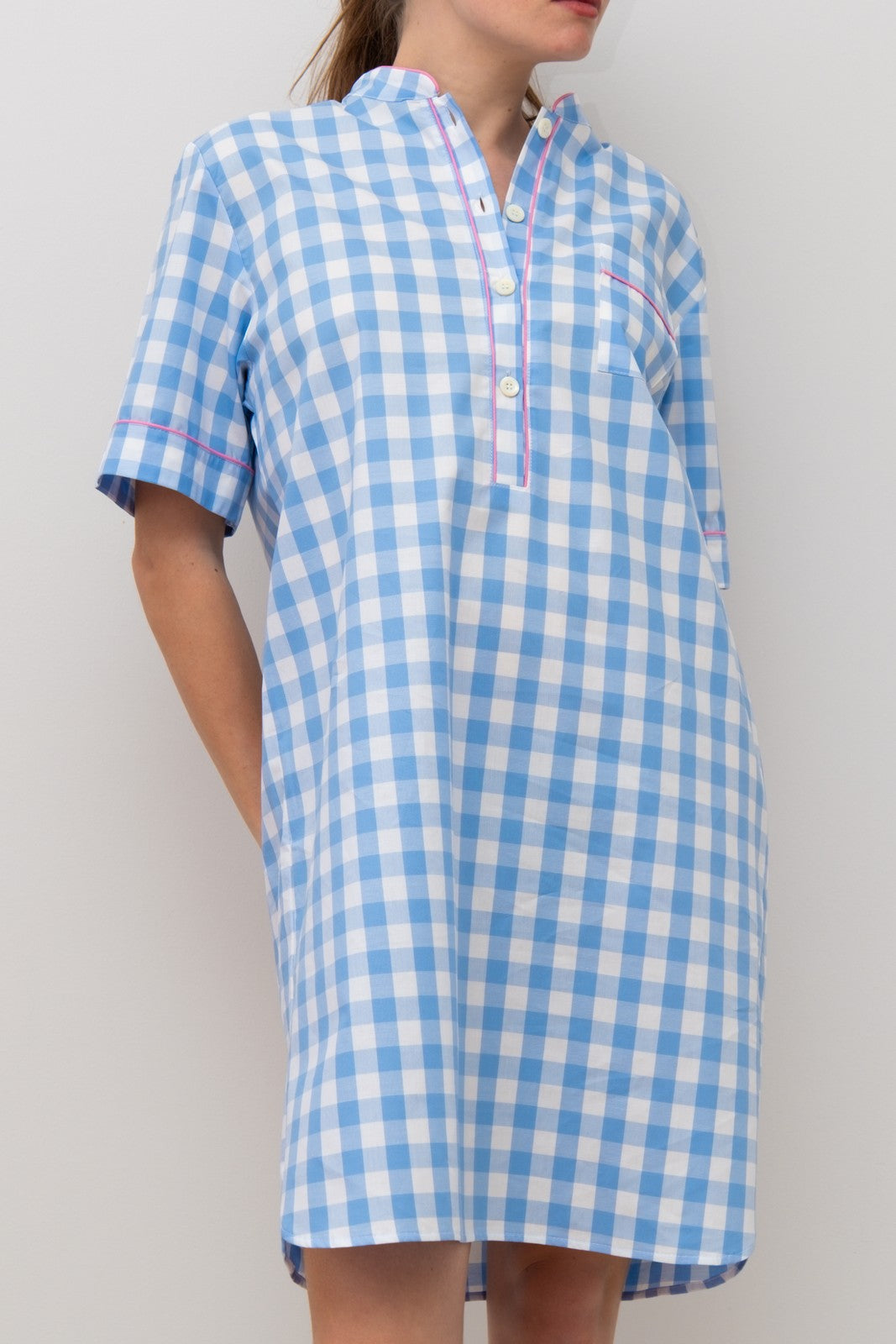 CAMICIA DA NOTTE MANICHE CORTE QUADRONE AZZURRO PROFILO FRAGOLA NCDPQDR AZZFRG SILVIA SCALMANA 