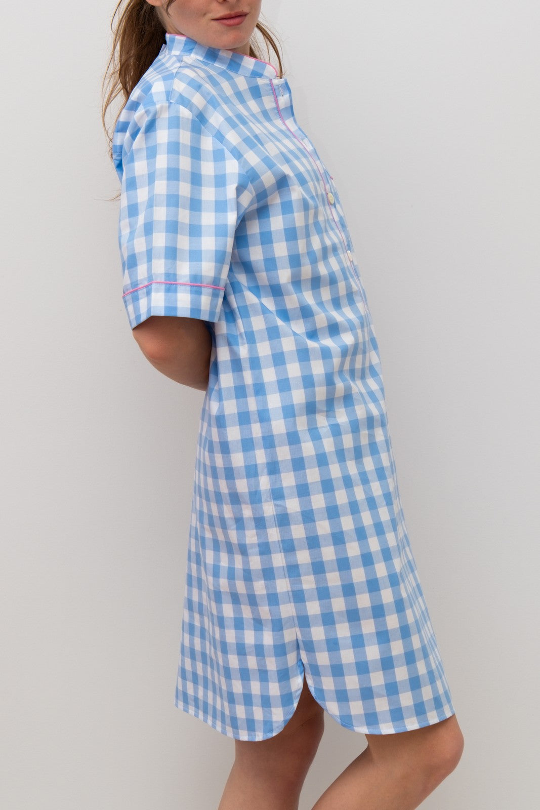 CAMICIA DA NOTTE MANICHE CORTE QUADRONE AZZURRO PROFILO FRAGOLA NCDPQDR AZZFRG SILVIA SCALMANA 