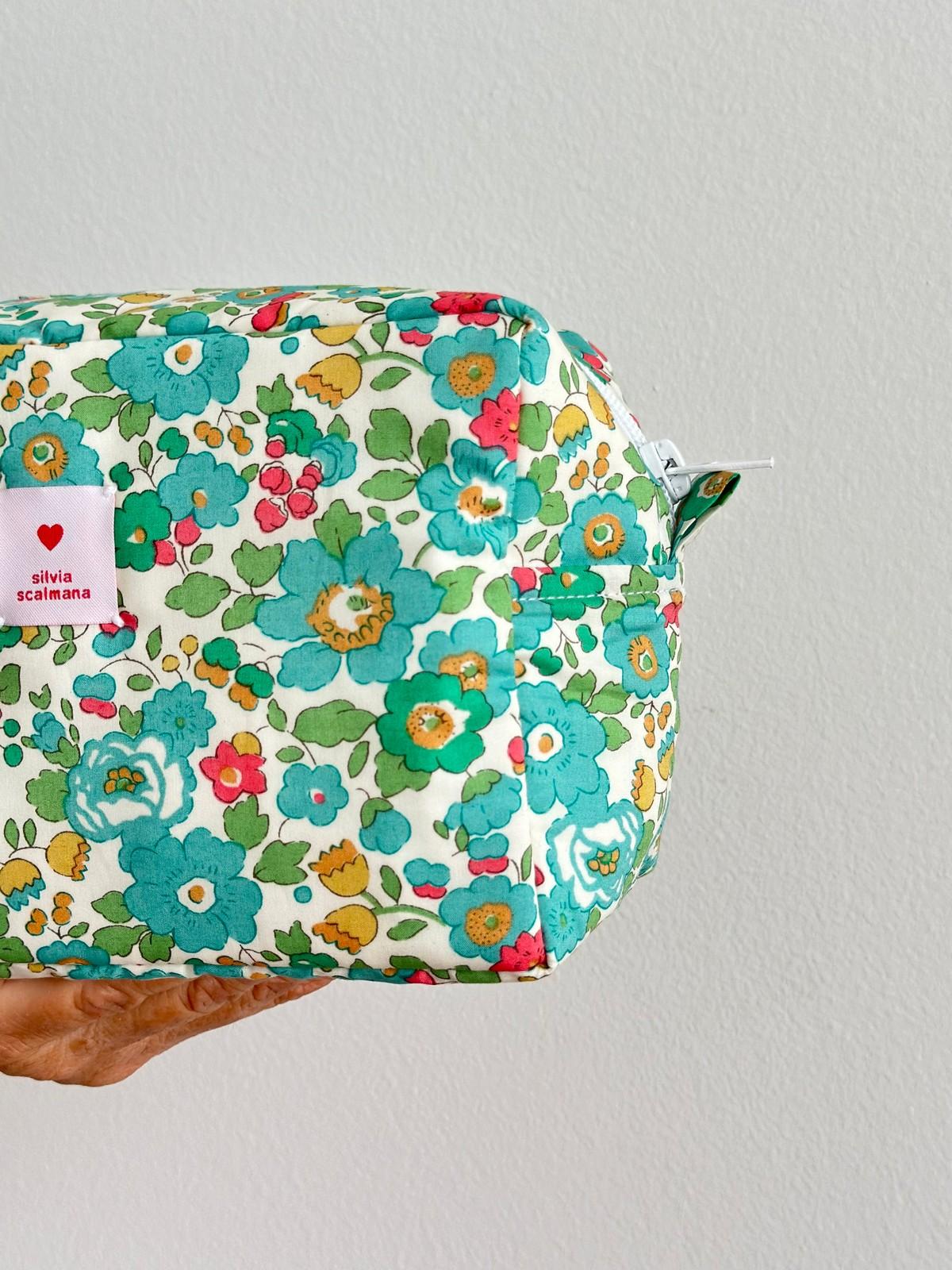 BEAUTY LIBERTY BETSY VERDE BENL BETSYVERDE SILVIA SCALMANA 