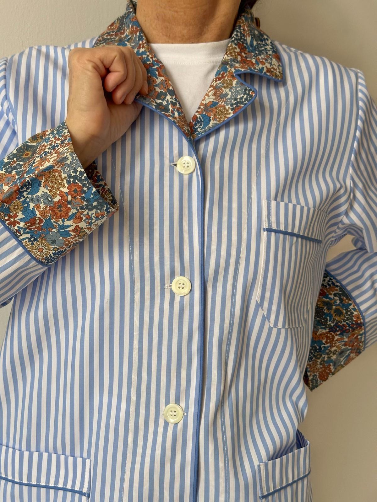 COMPLETO DONNA RIGA AZZURRA CON DETTAGLI "MARGARET ANNIE" MXDLRIG AZZMARGARETANNIE SILVIA SCALMANA 