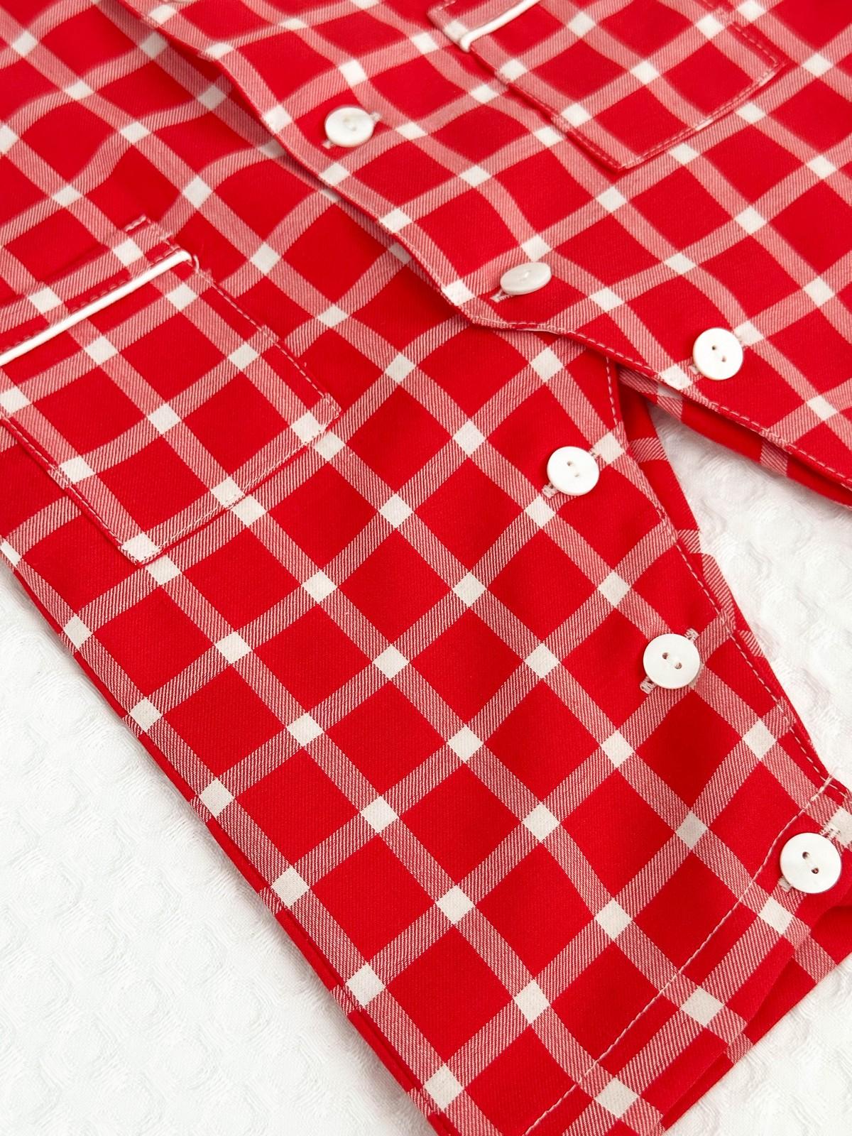 TUTINA FINESTRATO FONDO ROSSO TUBFFIN ROSLAT SILVIA SCALMANA 