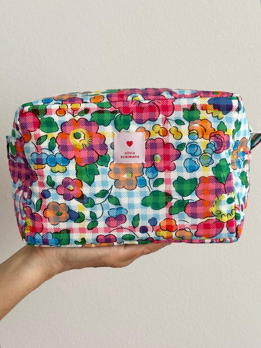 BEAUTY LIBERTY BETSY CHECK BENL BETSYCHECK SILVIA SCALMANA 