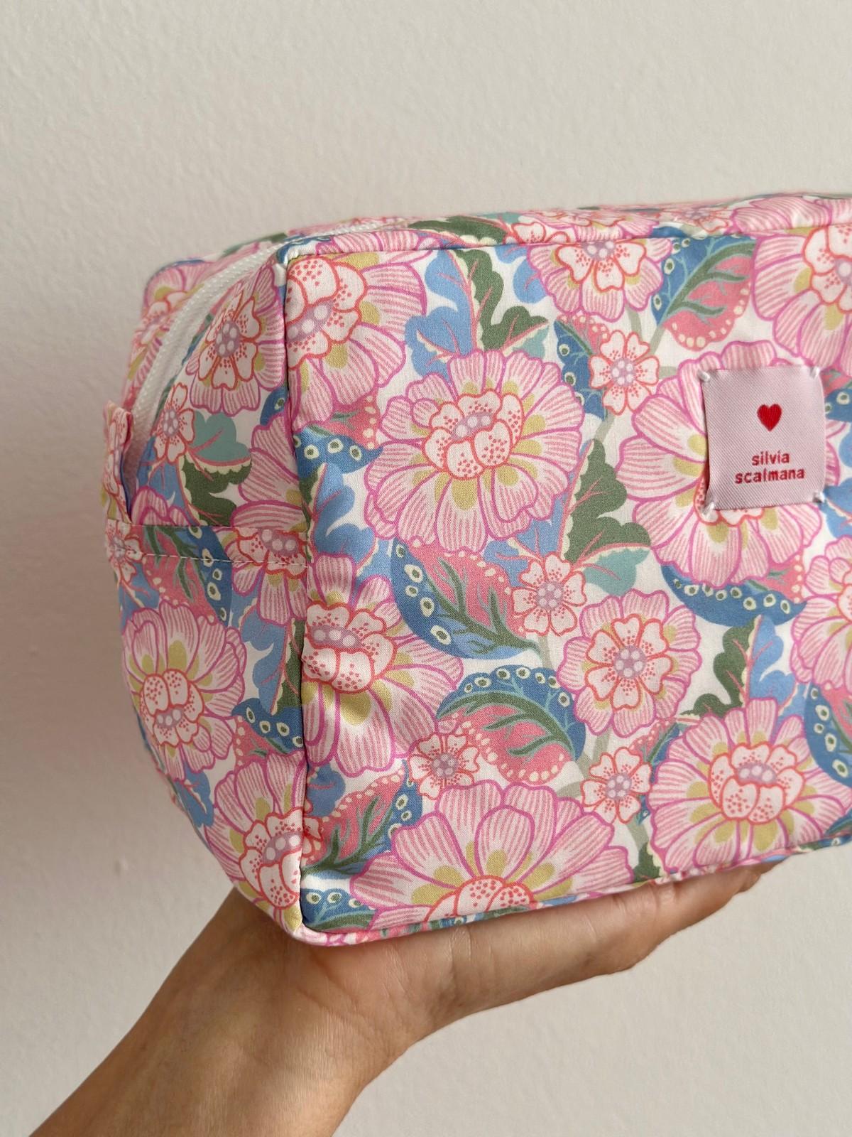 BEAUTY LIBERTY CLIFFORD STREET ROSA BENL CLIFFORDSTREETROSA SILVIA SCALMANA 