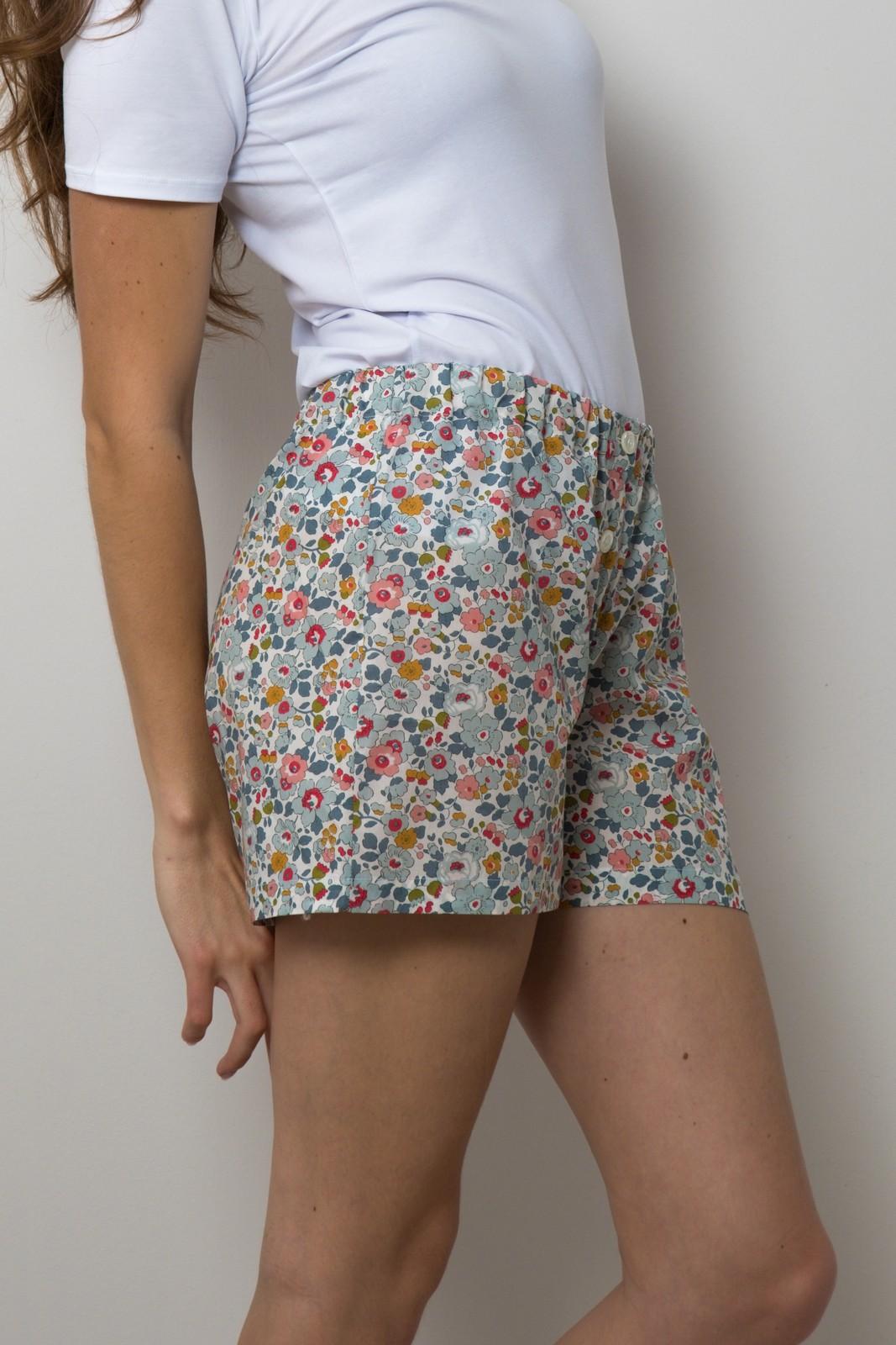 SHORTS LIBERTY DONNA BETSY CLASSICO SHDL BETSYCLASSICO SILVIA SCALMANA 
