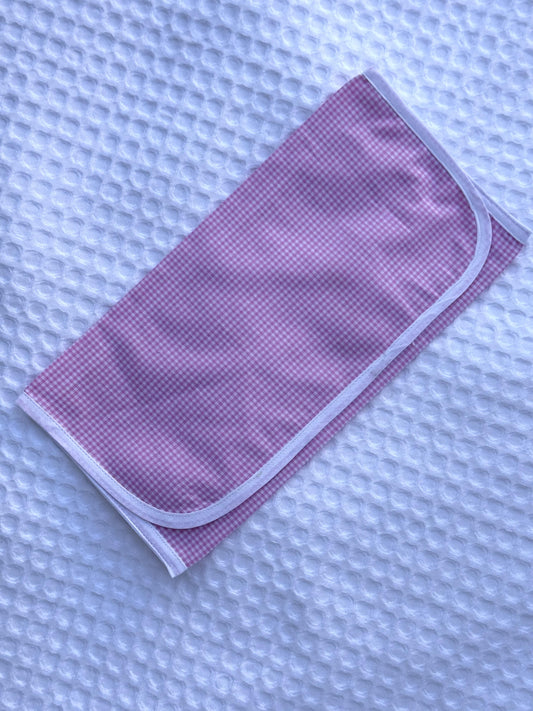 PINK PICTURE BIB HOLDER