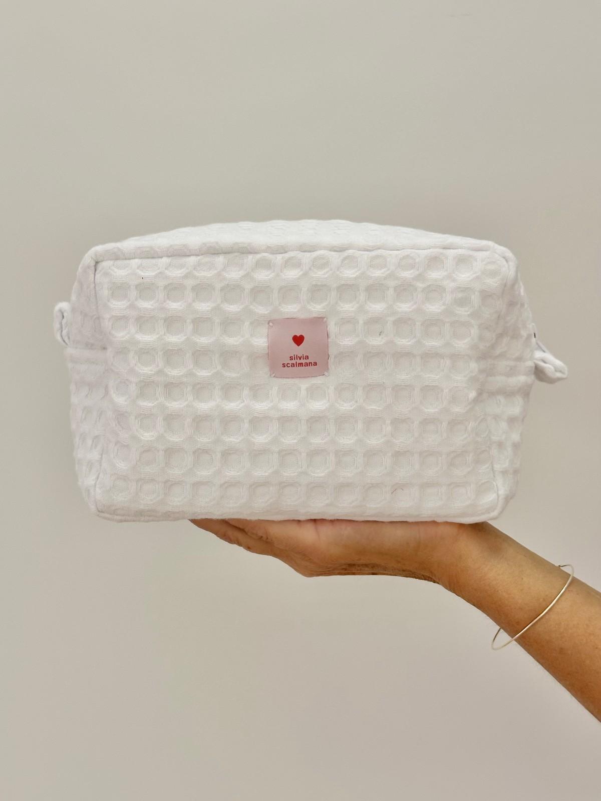 BEAUTY NIDO D'APE BIANCO BENA BIA SILVIA SCALMANA 