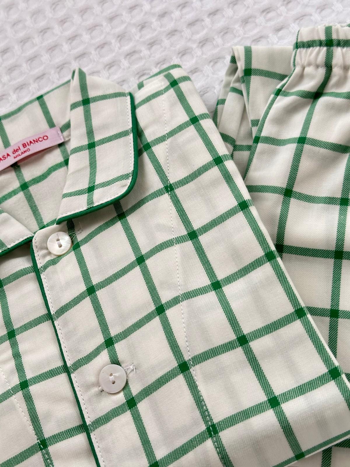 COMPLETO BIMBO FINESTRATO VERDE COBFFIN BIAVER SILVIA SCALMANA 