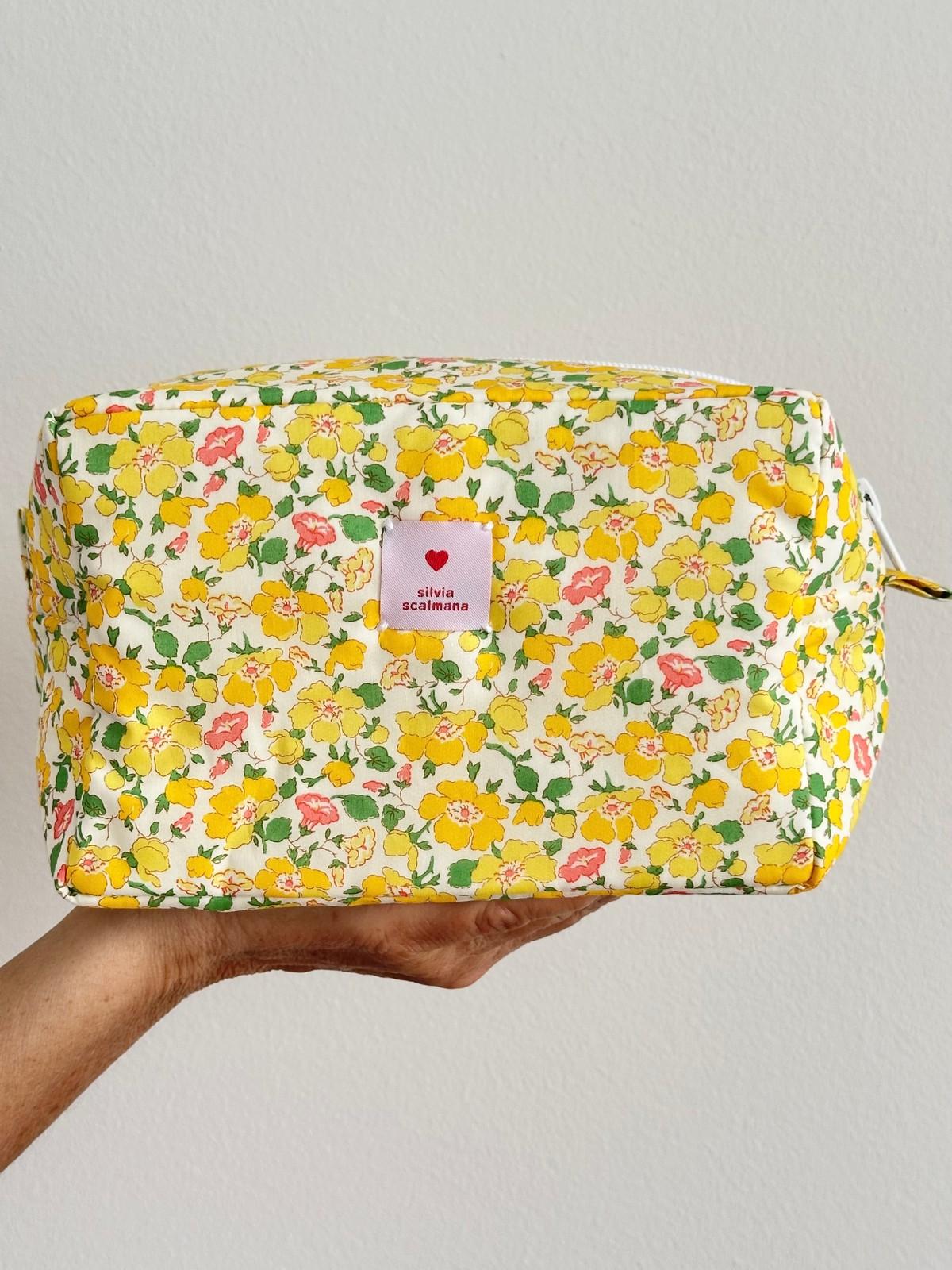 BEAUTY LIBERTY MRS STONELEY BENL MRSSTONELEY SILVIA SCALMANA 