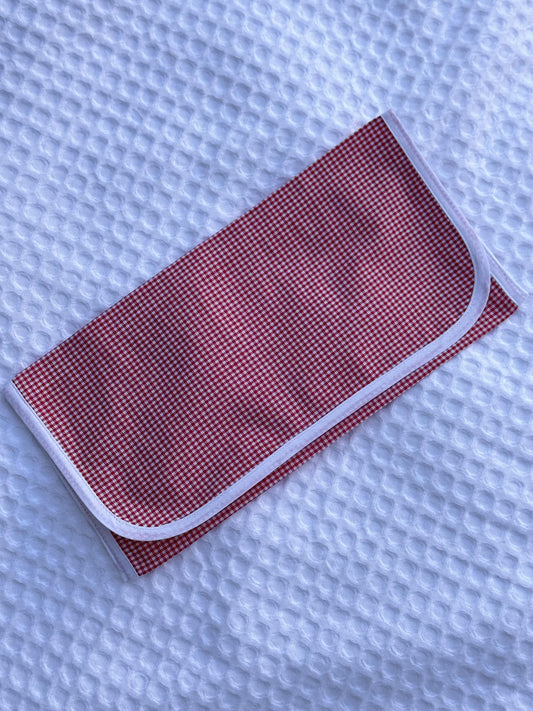 RED PICTURE BIB HOLDER