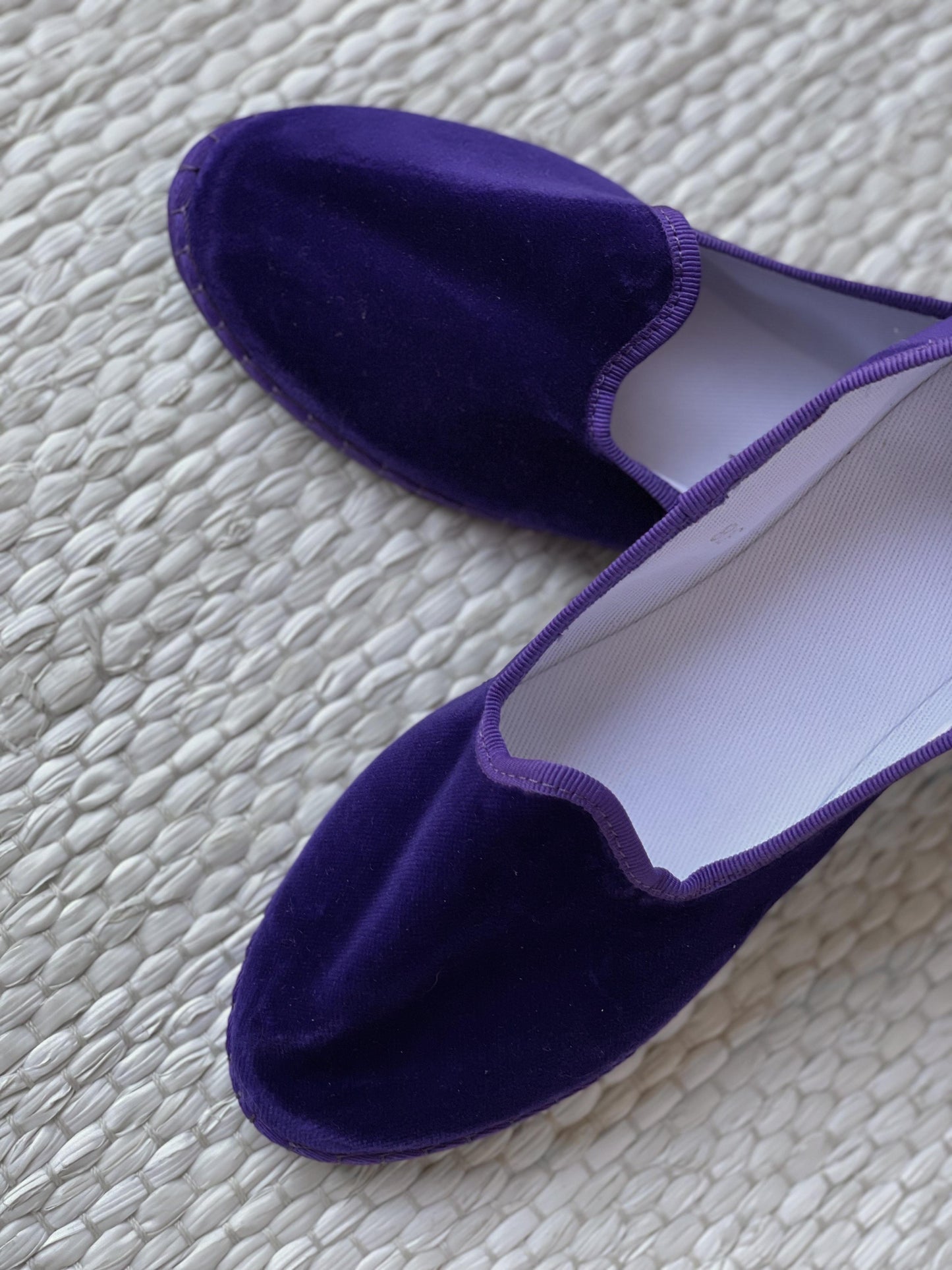 FRIULANE DONNA VIOLA