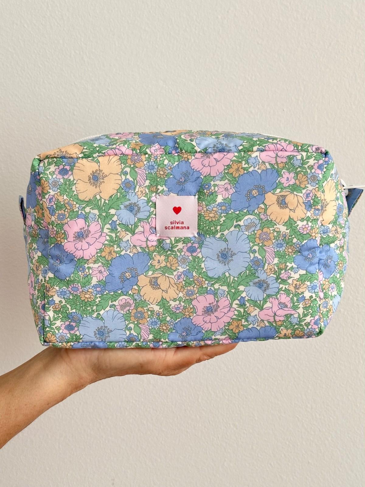 BEAUTY LIBERTY MEADOW SONG AZZURRO BENL MEADOWSONGAZZURRO SILVIA SCALMANA 